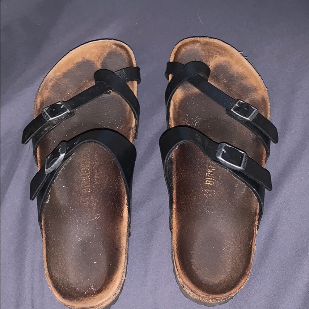 Black Birkenstock’s